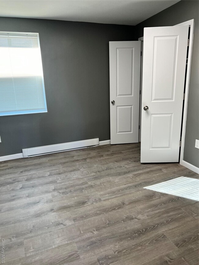 Building Photo - 21 Collegeview Ave