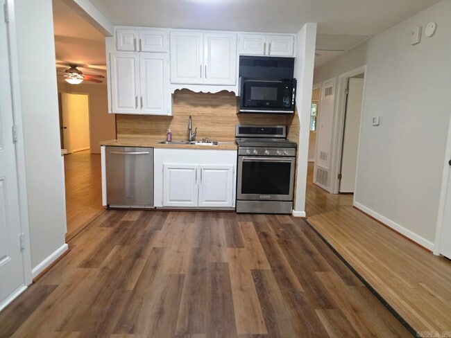 Building Photo - 3619 Orange St