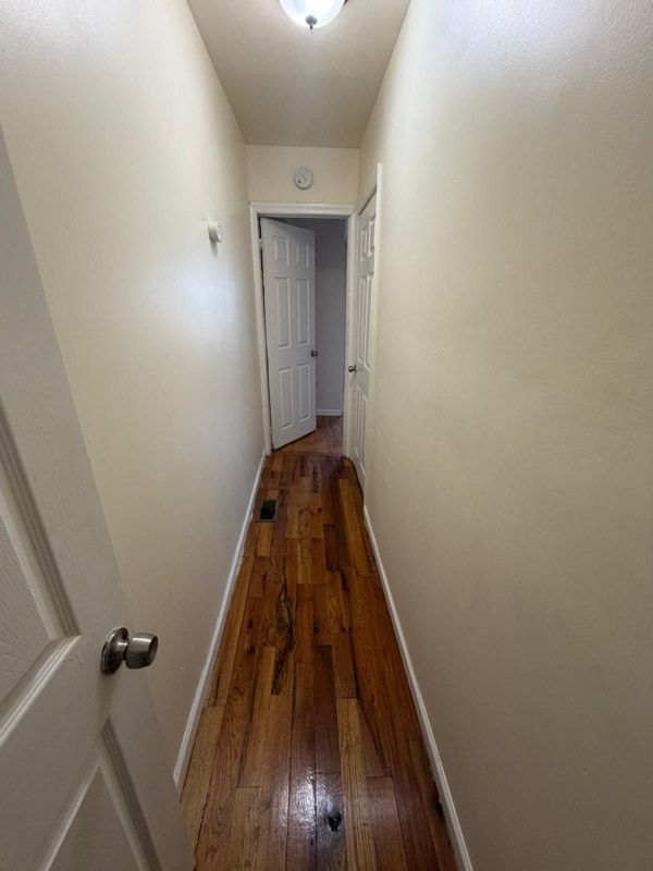 Building Photo - 113 Delavan Ave