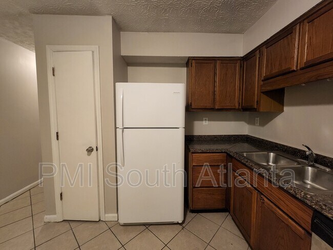 Building Photo - 107 Spring Ct