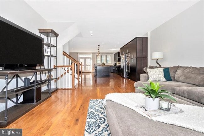 Building Photo - 9112 Kenway Ln