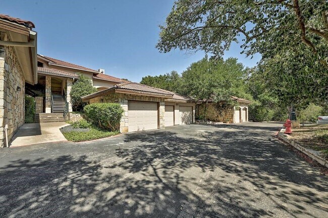 Building Photo - 1000 Liberty Park Dr