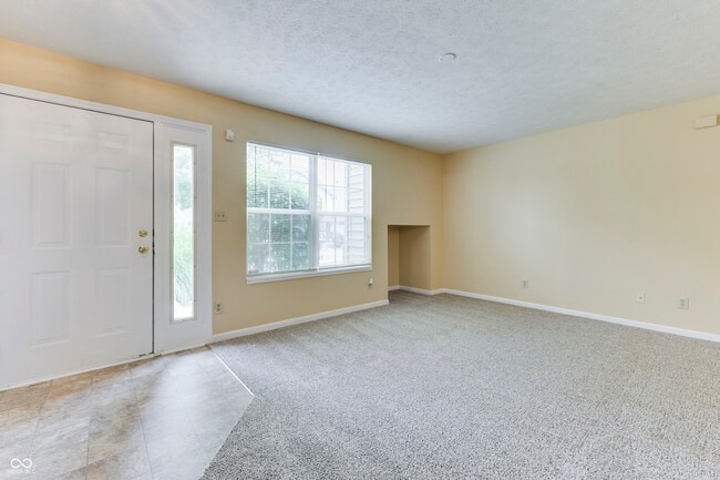 Building Photo - 6028 Wildcat Dr