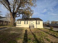 Building Photo - 1896 S Lauderdale St