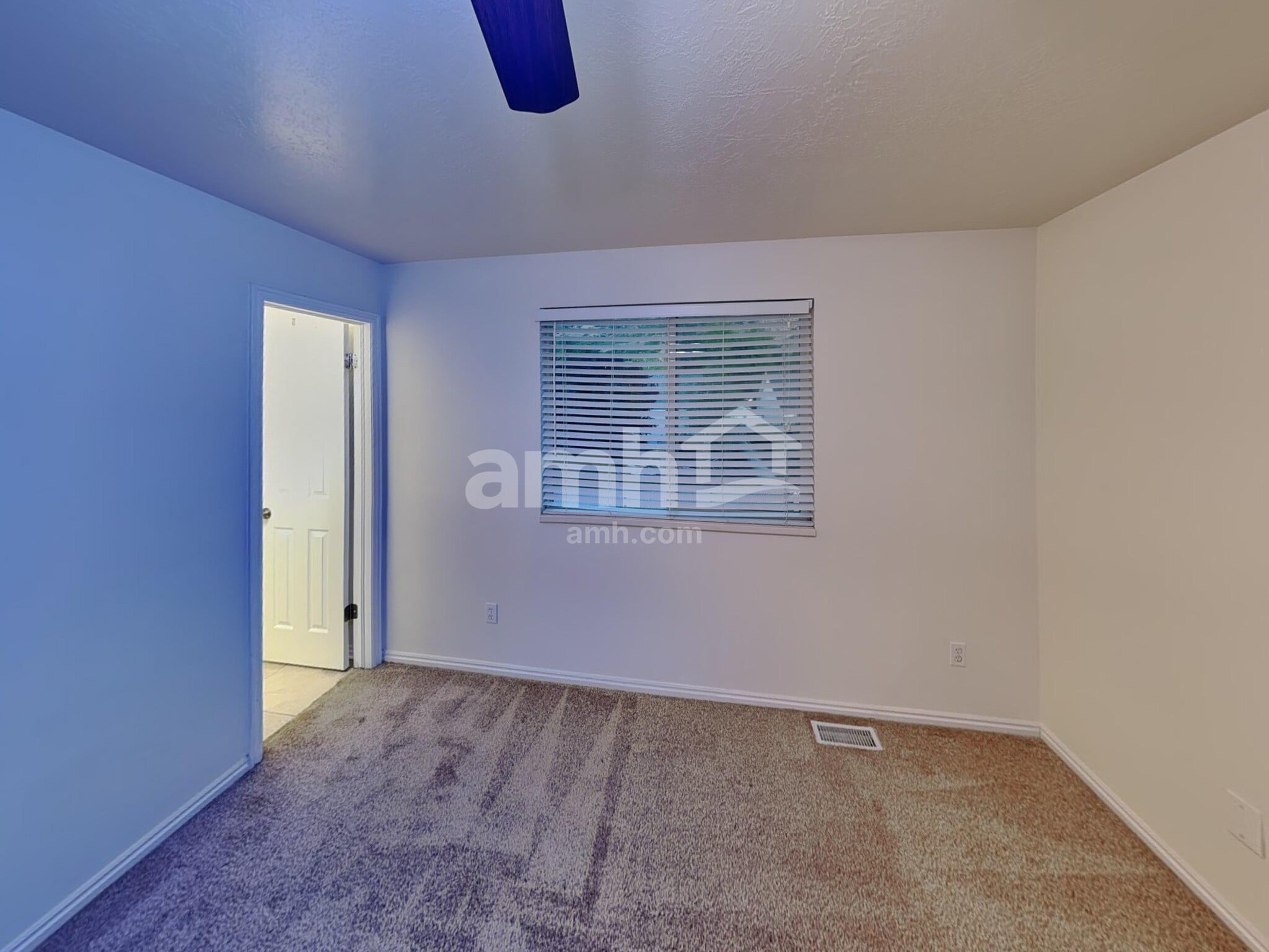 Building Photo - 1454 Fowler Ave