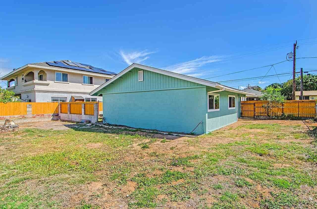 Building Photo - 218 Holua Dr