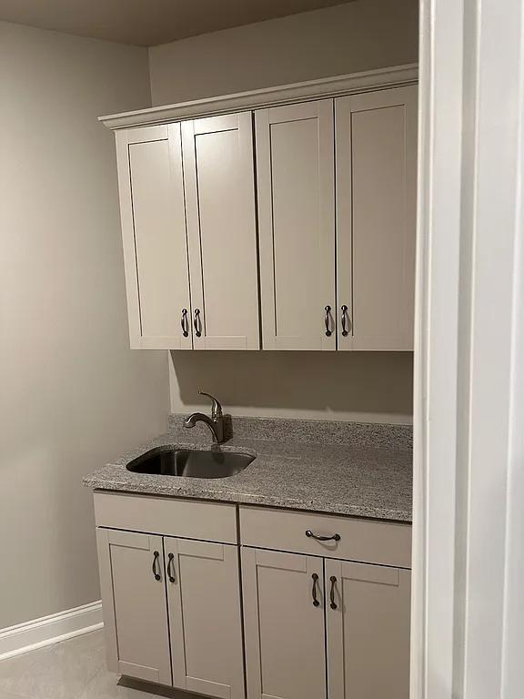 Building Photo - 1519 Windward Dr