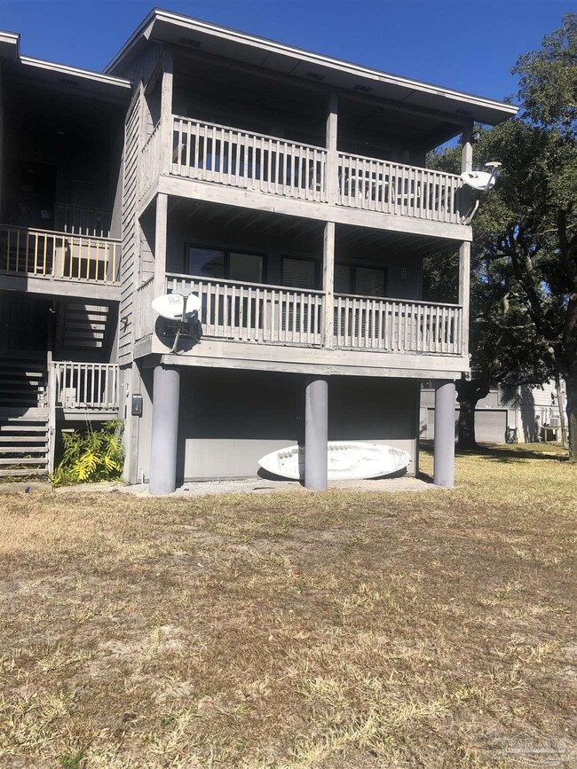 Building Photo - 200 Pensacola Beach Rd