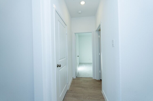 Building Photo - BRAND NEW 2025 Construction - 4BR/3BA Single-Family Home in Northlake Estates