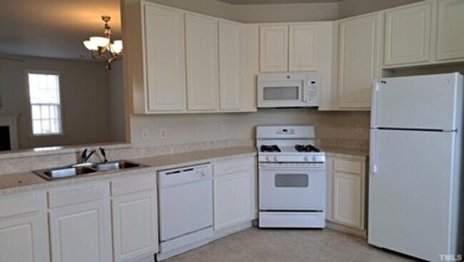 Building Photo - 3 BR/2.5BA | Newly Renovated Single Family Home |  Private Patio | In Raleigh!