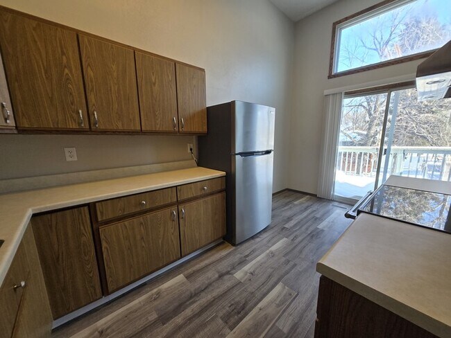 Building Photo - 918 N 39th St