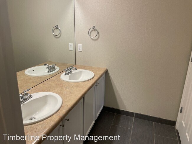 Building Photo - 3 br, 2.5 bath House - 898 Timber Lakes Grove