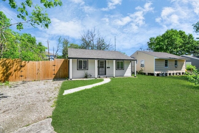 Building Photo - 3401 Nathaniel Brown St