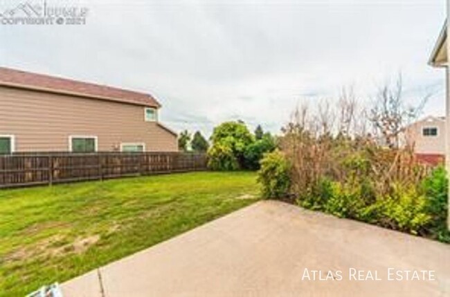 Building Photo - 8407 Wilmington Dr