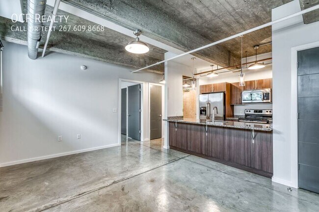 Building Photo - 4800 Brown St