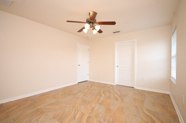 Building Photo - Updated 3BR/2BA Brick Home in Ashley Place...