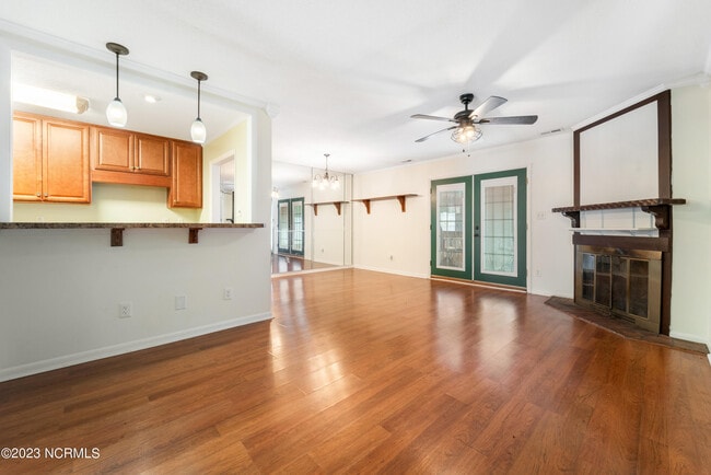 Building Photo - 1 S Onsville Pl