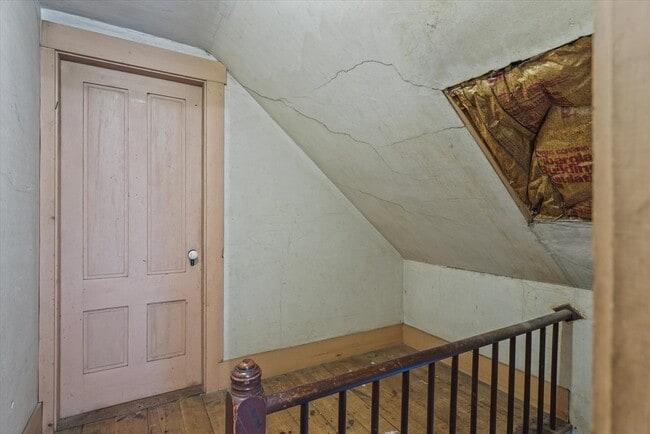 Building Photo - 10 Vendome St