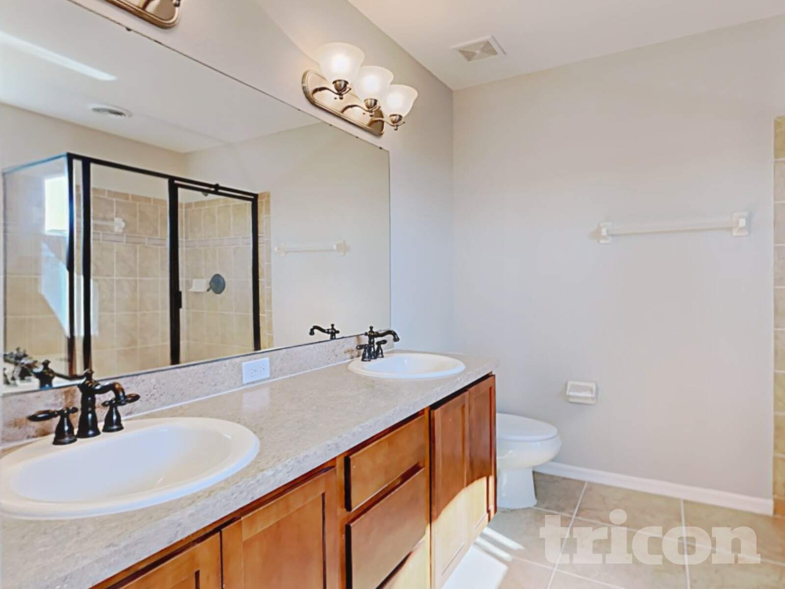 Building Photo - 10763 Carloway Hills Dr