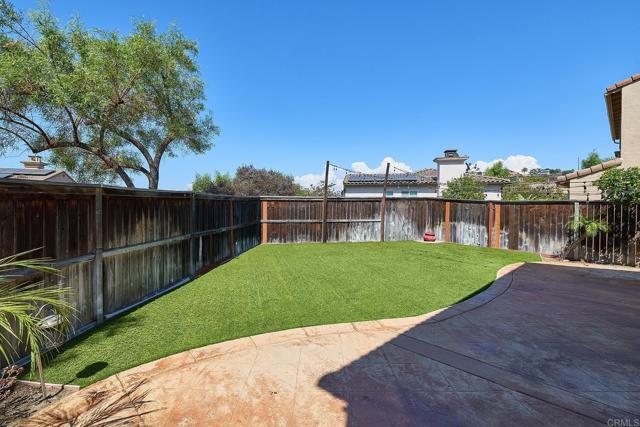 Building Photo - 402 Paseo Del Concho
