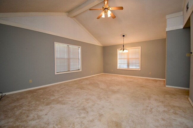 Building Photo - 2 Bedroom Duplex in Ruston