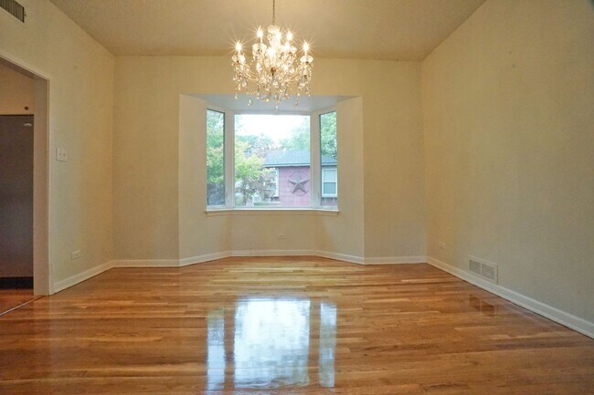 Building Photo - 149 Downing Dr