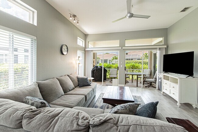 Building Photo - Beautiful 2-Bed Home, Dog Friendly & Resort-Style Amenities – Available for Annual Rental!