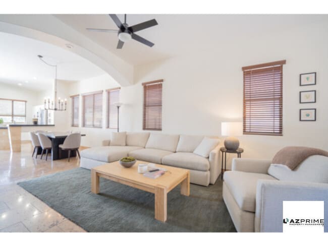 Building Photo - Beautifully Updated 3/2 Cave Creek House!