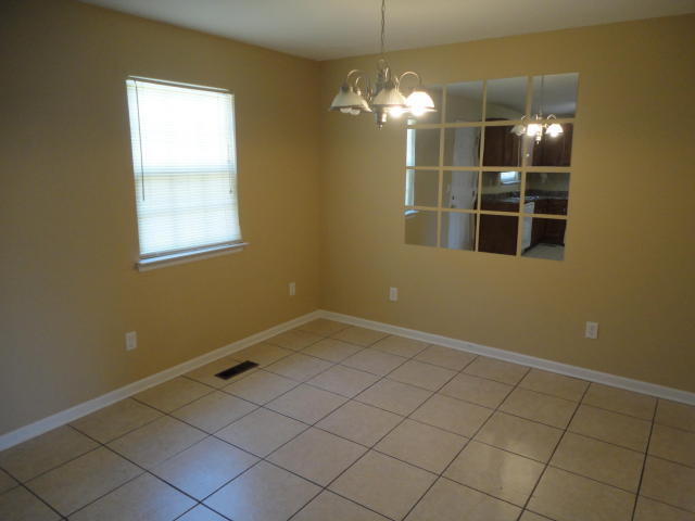 Building Photo - Osburn Rd