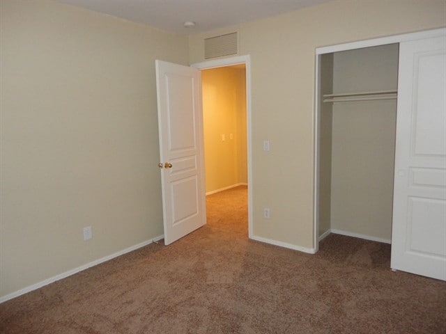 Building Photo - 11210 W Rio Vista Ln