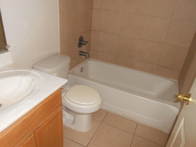 Building Photo - 10021 Railroad Dr