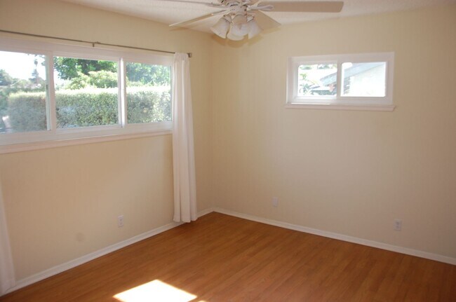 Building Photo - Large Home Near Magnolia Shopping Center