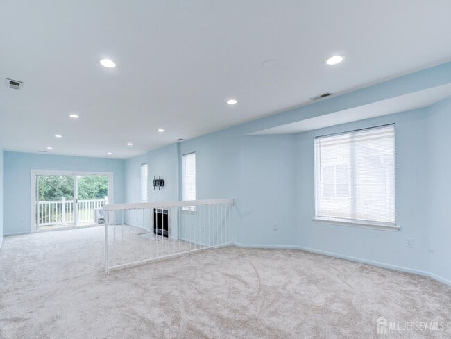 Building Photo - 401 Jesse Way