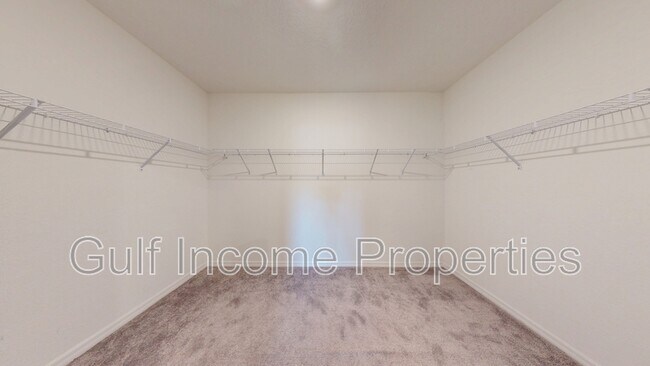 Building Photo - 5412 Olano St