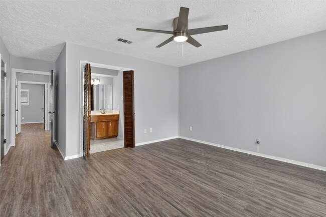 Building Photo - 2543 Ciderwood Dr