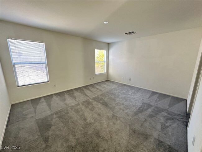 Building Photo - 8939 Flying Frog Ave