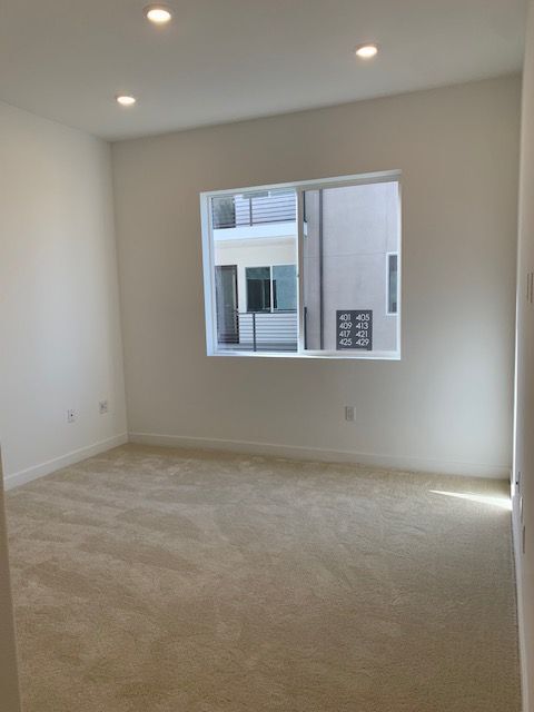 Building Photo - 445 Mulligan
