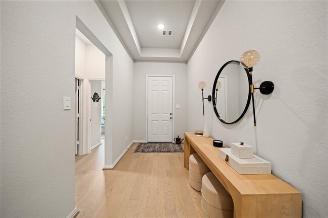 Building Photo - 531 Carina Gaze Dr