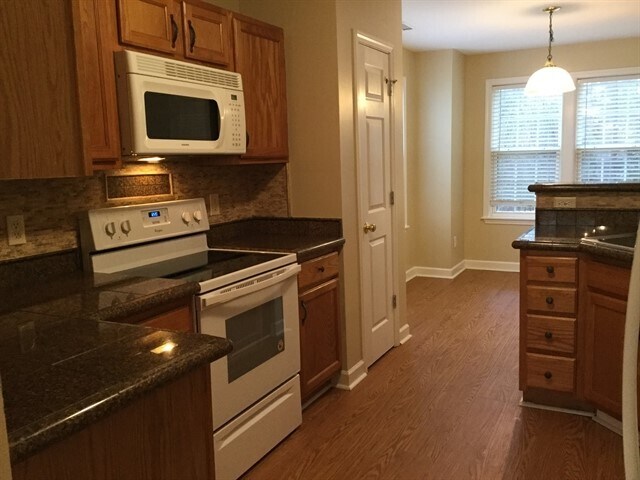 Building Photo - 3805 Lodgepole Ln