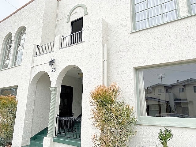 Building Photo - 25 Falcon Ave