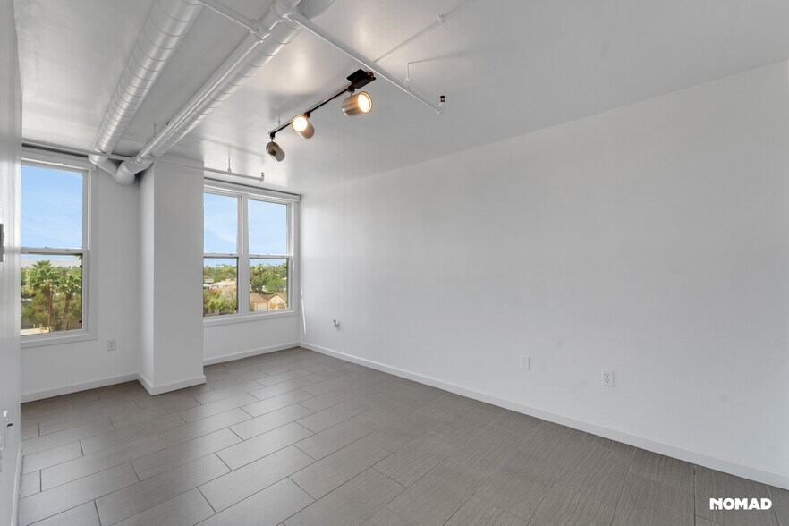 Second Bedroom - 535 W Thomas Rd