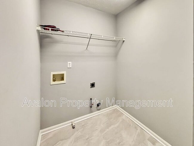 Building Photo - 3829 Mast Ct NW