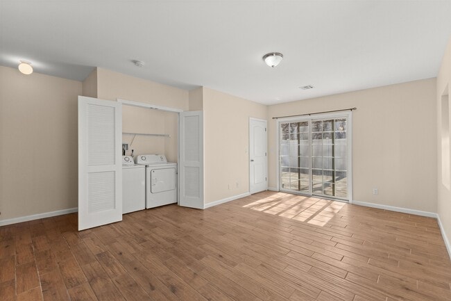 Building Photo - 23 Reynolds Ave