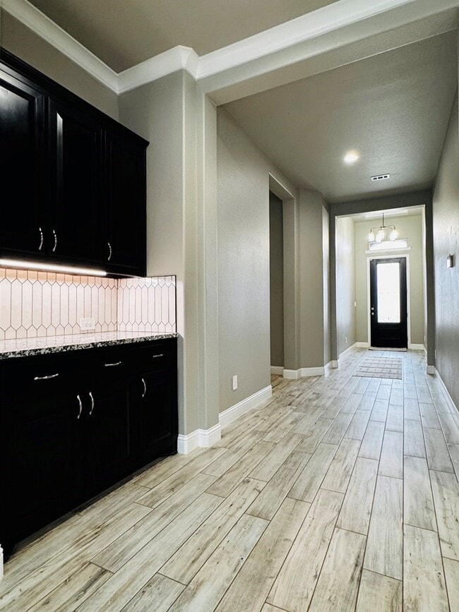 Building Photo - 8632 Alnwick Dr