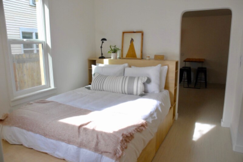 Building Photo - 617 E Krall St