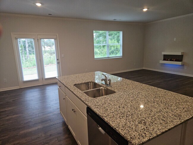 Building Photo - New Construction Five Bedroom Avail Now