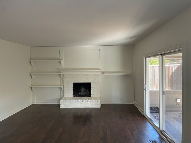 Building Photo - 5 BR/3 BA MORGAN HILL HOME AVAILABLE NOW!!!!!