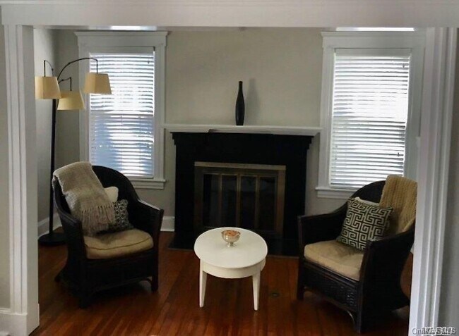 Building Photo - 97 Potunk Ln