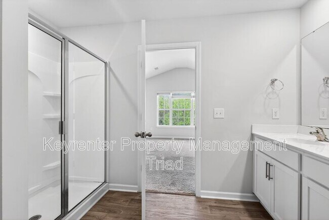 Building Photo - 3705 Nathans Wy