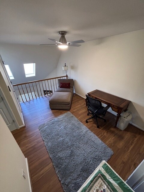 Building Photo - 45 Creekside Cir